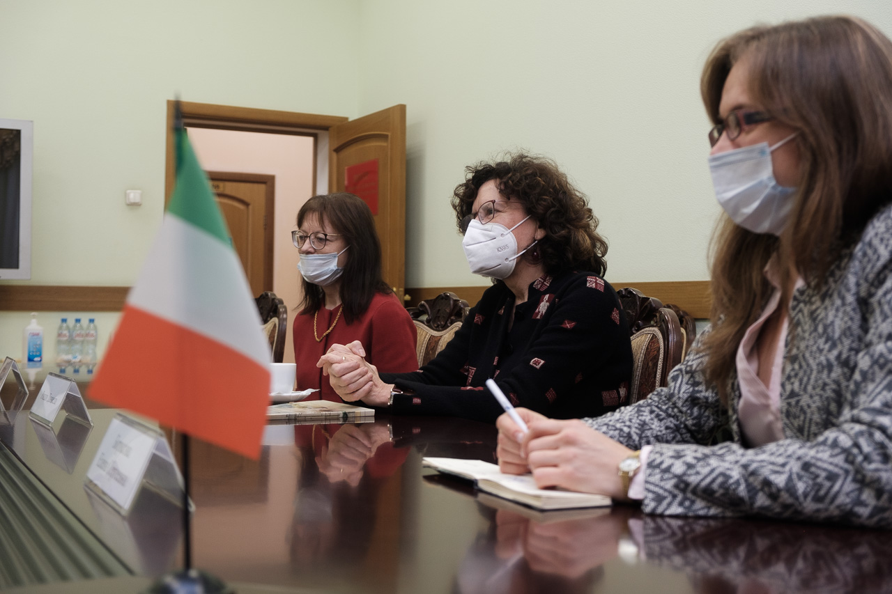 МГЛУ и Итальянский институт культуры при Посольстве Италии в России подписали договор о сотрудничестве