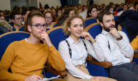 Посвящение в инязовцы: профессор Наталья Токарева провела два семинара для студентов-первокурсников