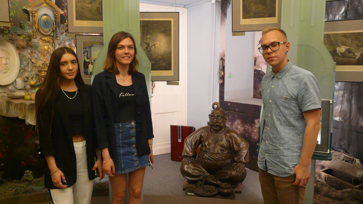 Студенты МГЛУ посетили Мемориальный музей и научную библиотеку Н.В. Гоголя