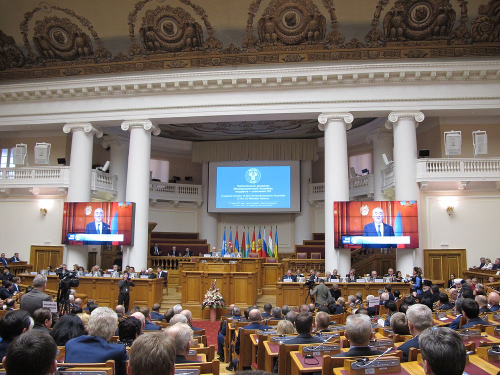 独联体议会间大会25周年。