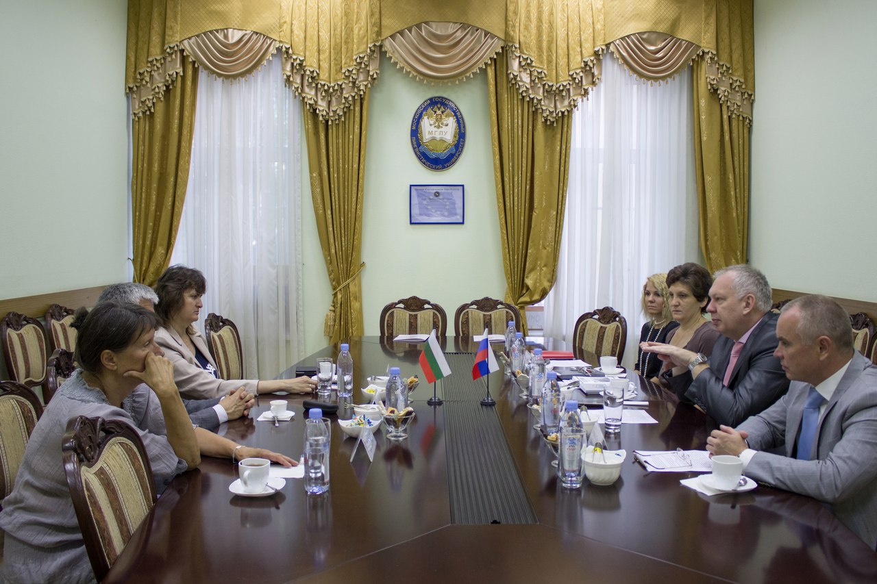 В МГЛУ состоялась встреча делегации Нового болгарского университета
