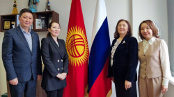 Гости нашего центра  представители Государственного учреждения «Кыргызтест»