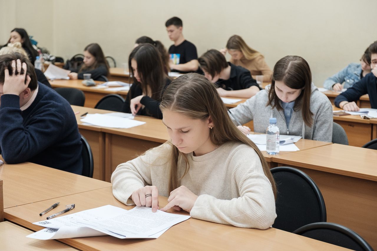 Allrussische Schulolympiade an der Moskauer Staatlichen Linguistischen Universität