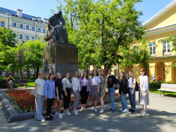 Студенты МГЛУ посетили Мемориальный музей и научную библиотеку «Дом Гоголя» 