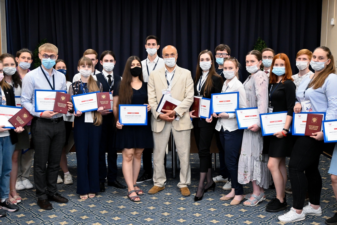 Студентка 4 курса МГЛУ награждена дипломом победителя Всероссийского конституционного диктанта-2021