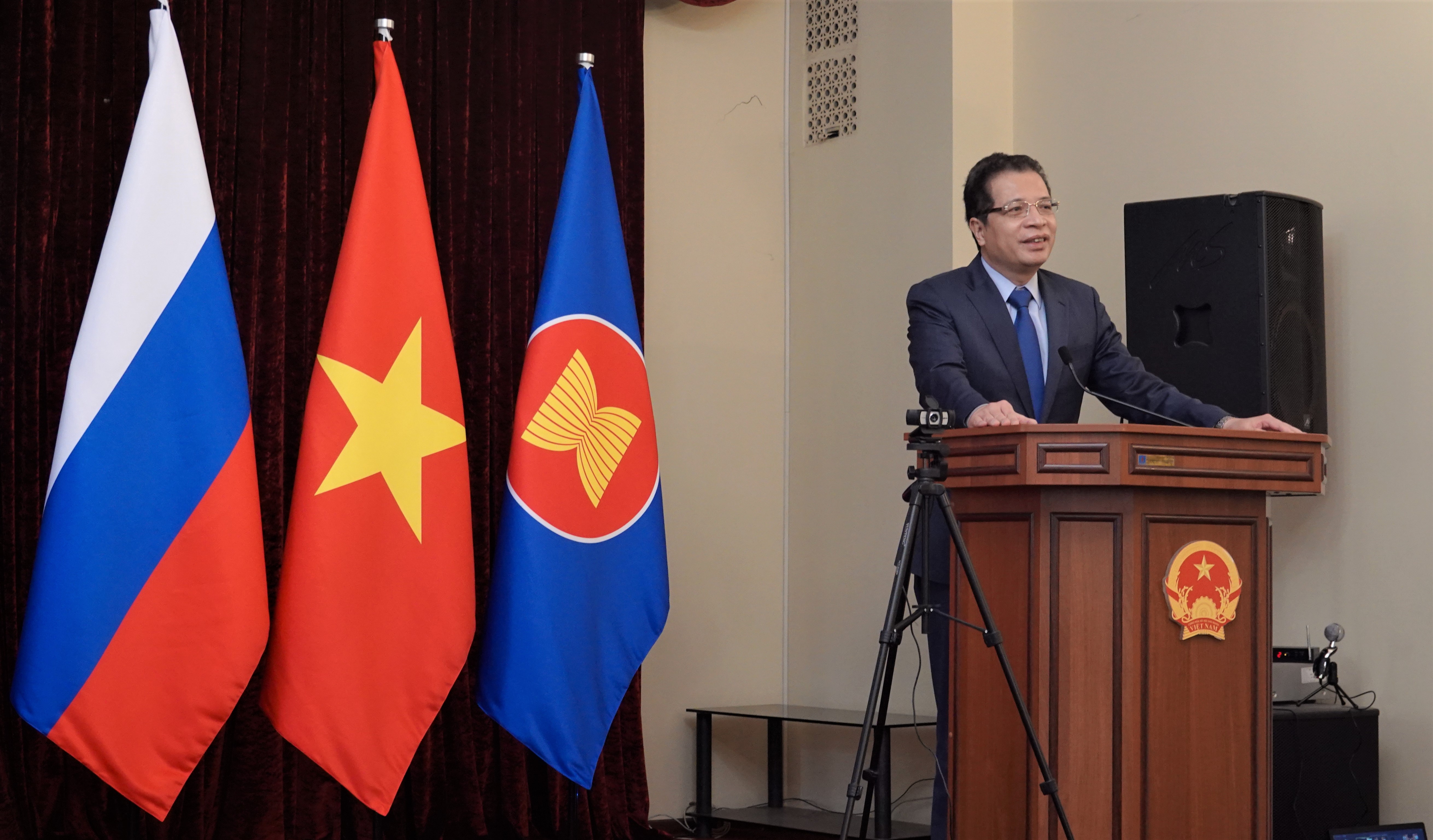 Visit to the Embassy of Vietnam 
