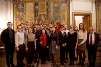  Студенты ФФЯ на приеме в резиденции посла Франции